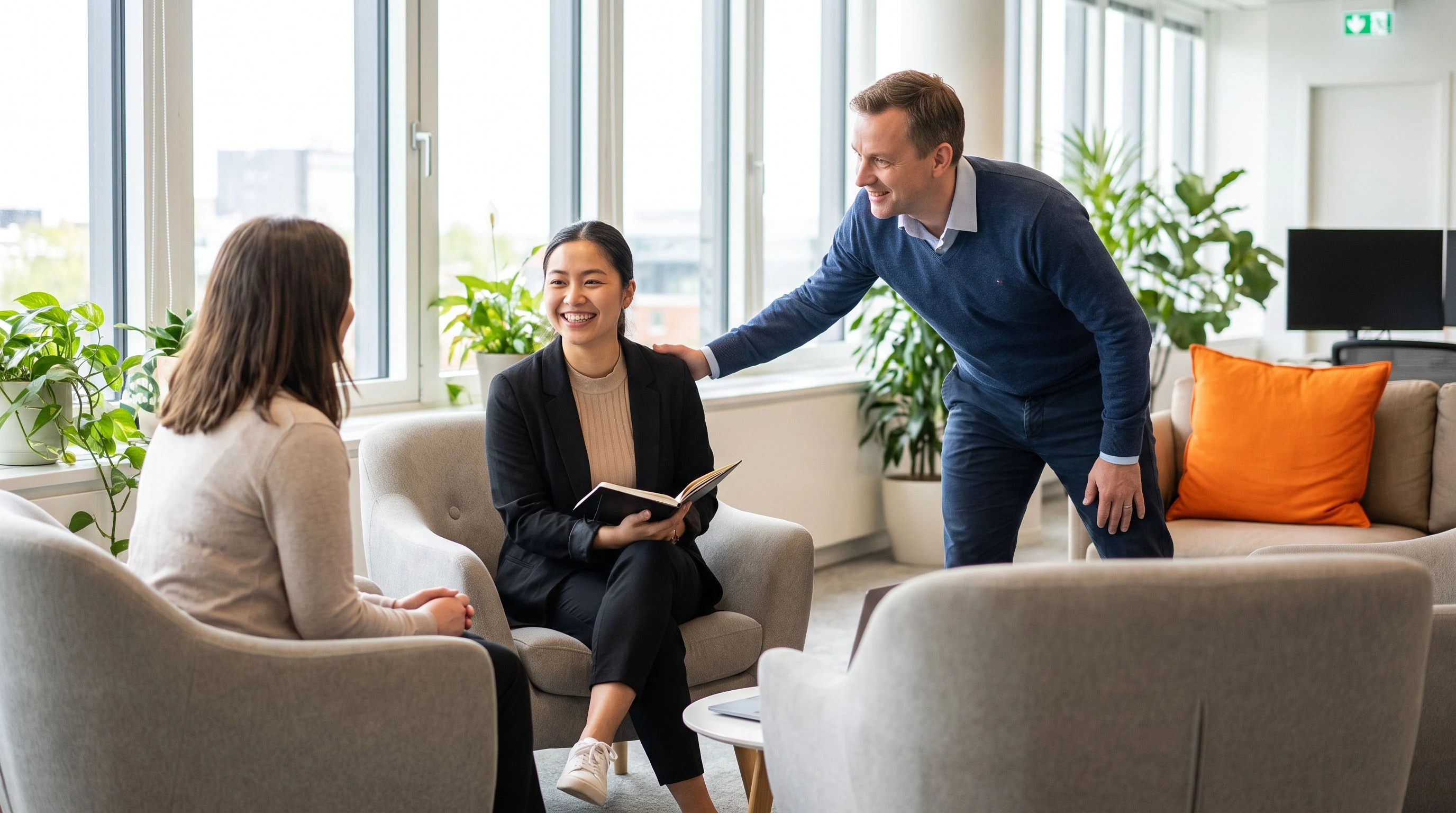 Manager onboarding new offshore administrative assistant to team