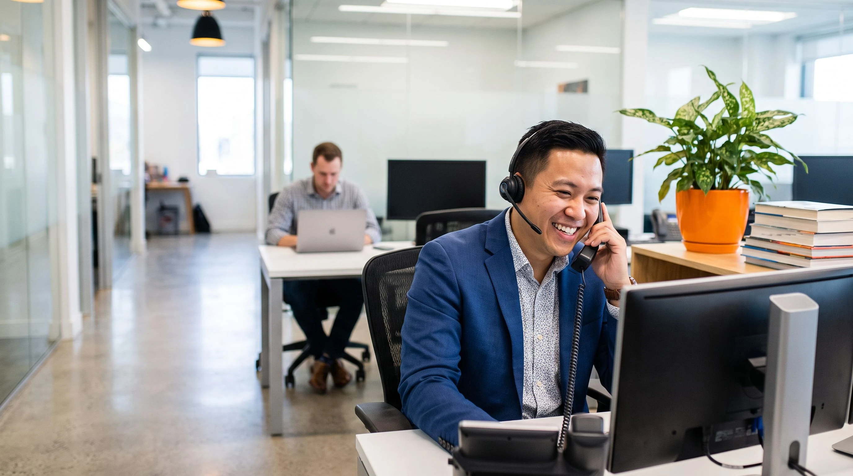 Appointment setter in the Philippines conducting outbound calls for a US sales team from a BPO center